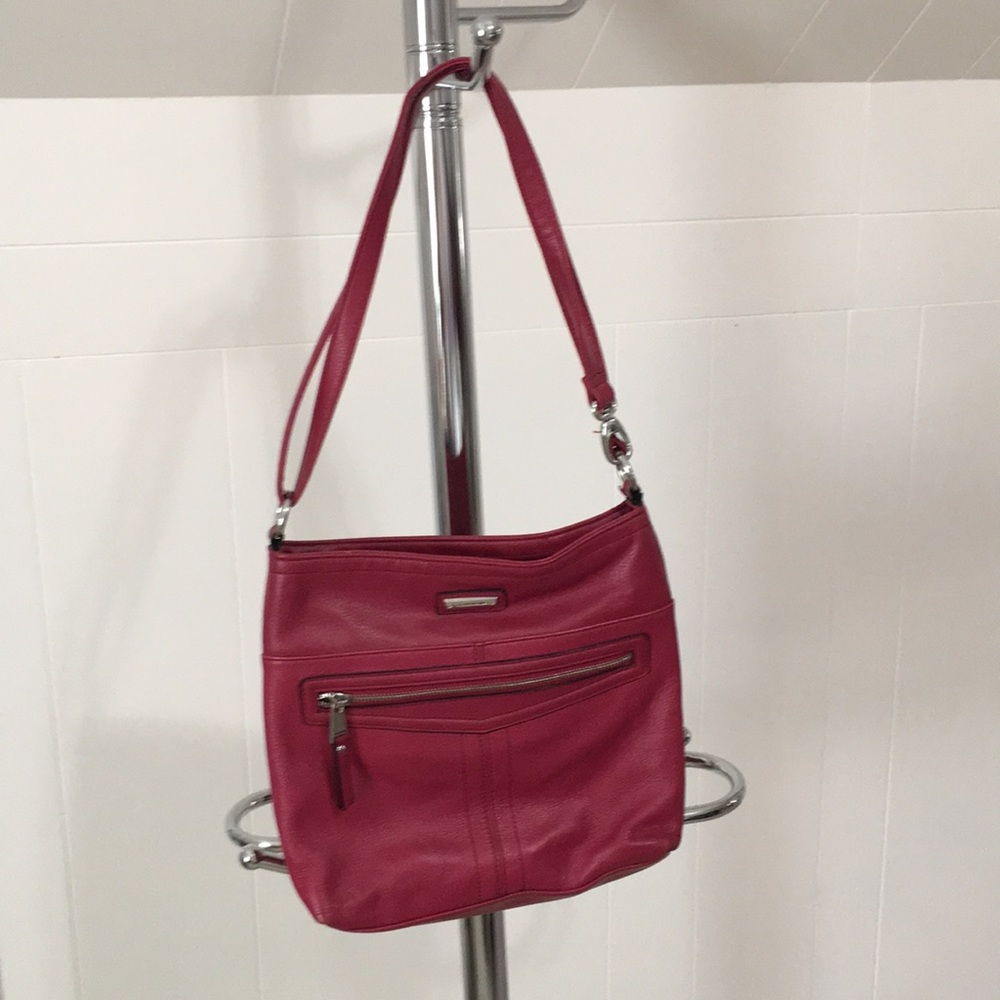 Pink leather Tignanello shoulder or crossbody EUC - Picture 3 of 7
